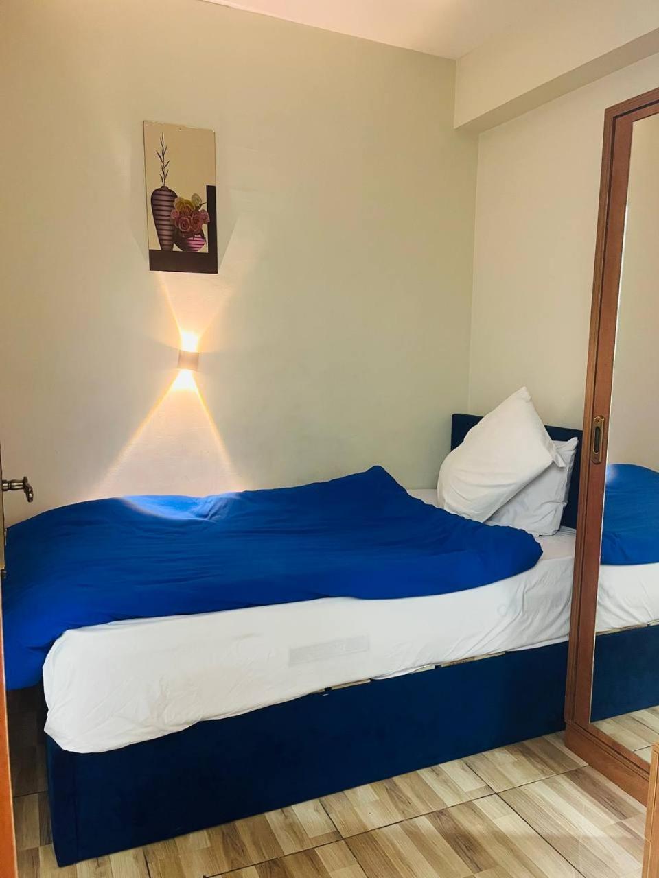 Downtown Hotel 3*