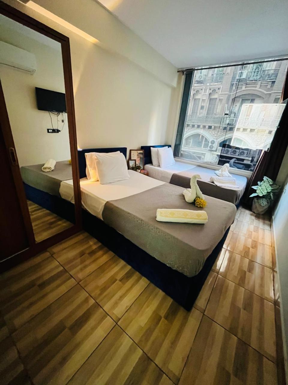 Downtown Hotel 3*